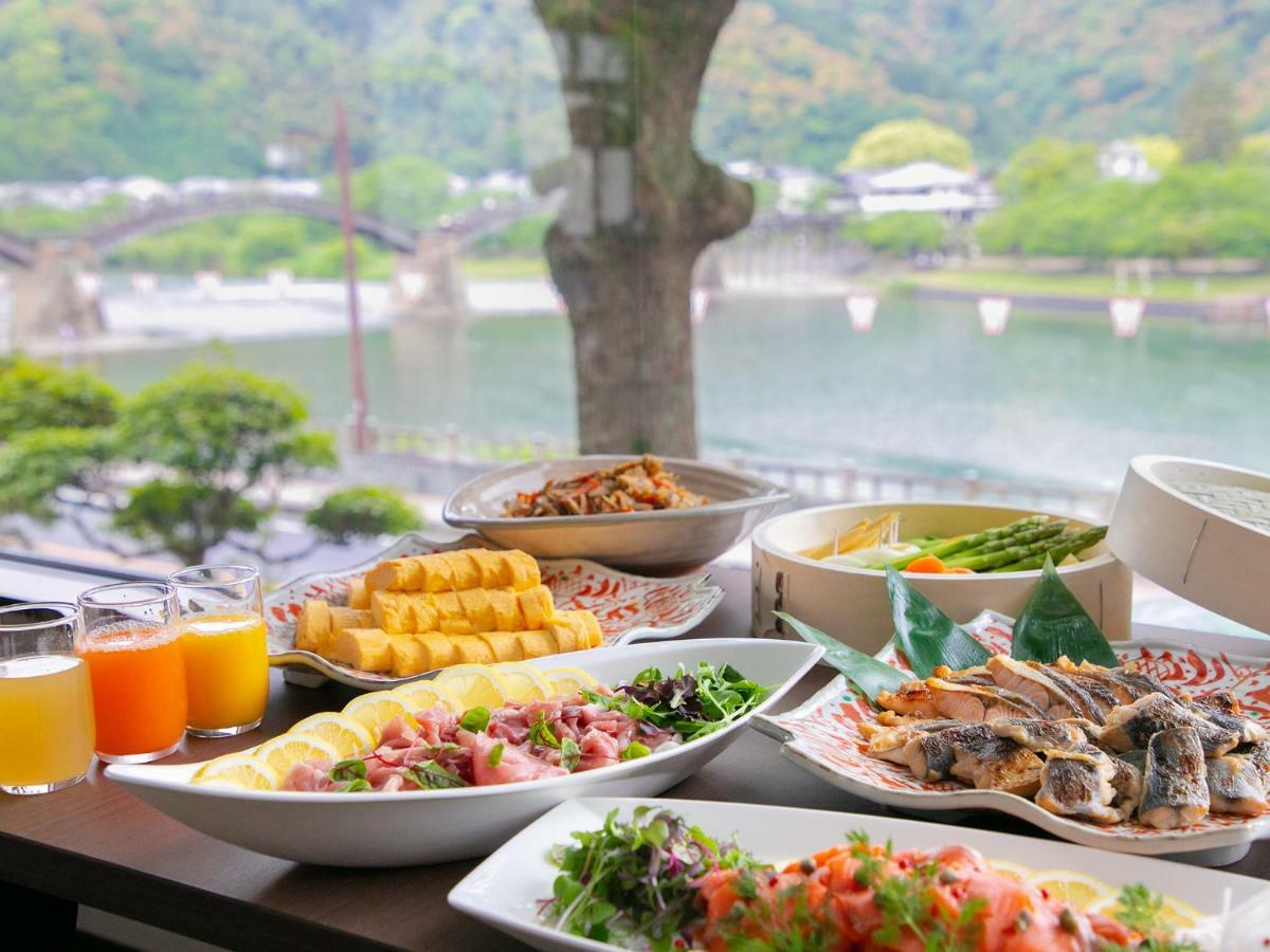 Iwakuni Kokusai Kanko Hotel Extérieur photo